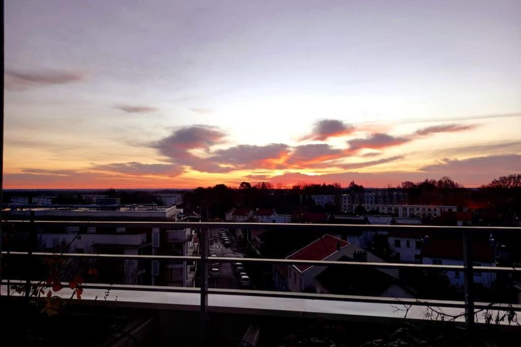 Le Nid : Rooftop Moderne Surplombant La Ville Ναντ Εξωτερικό φωτογραφία